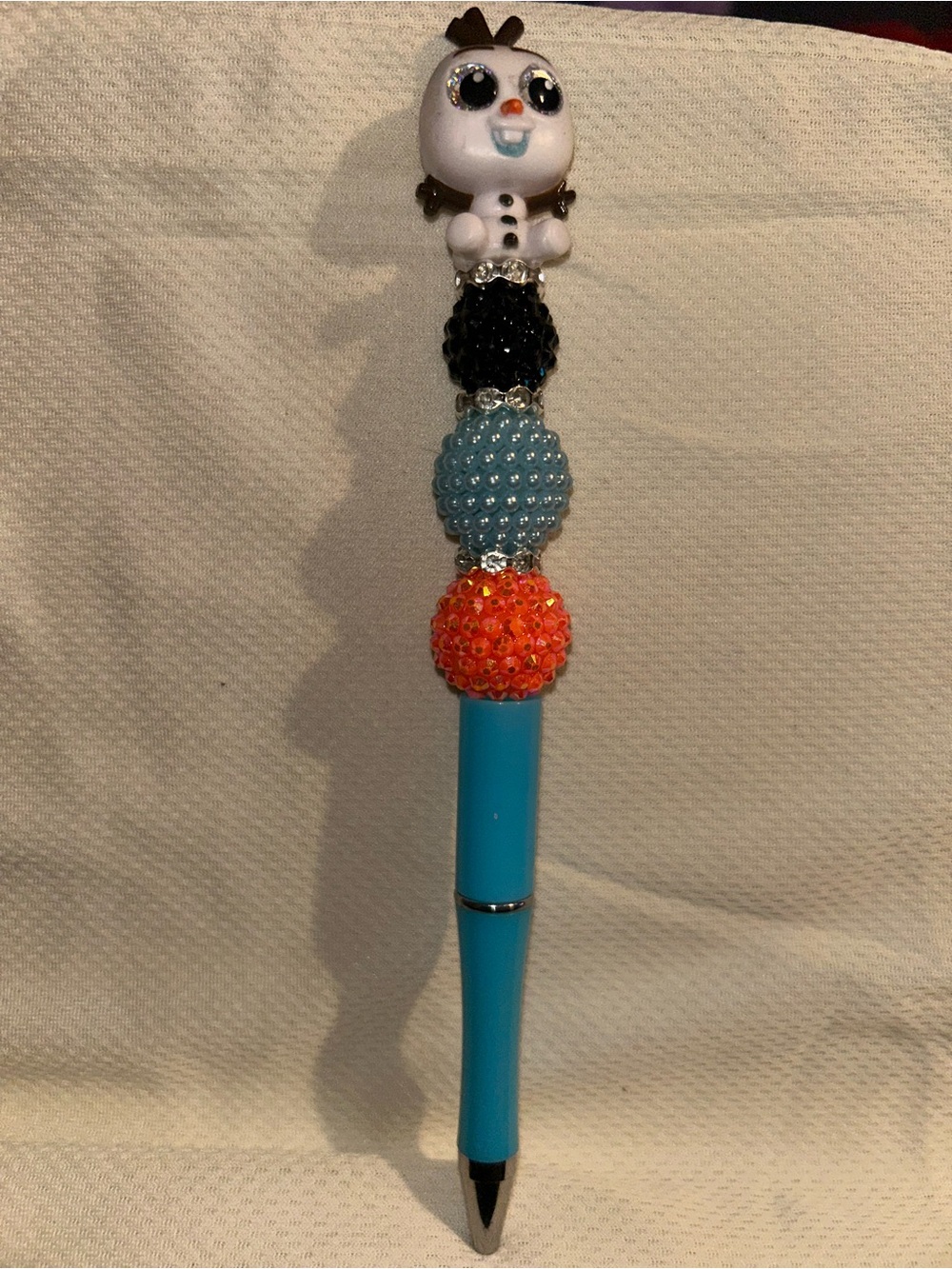 Olaf Disney Doorable beaded pen